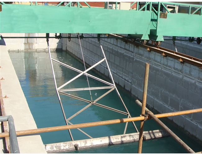 行车式提耙刮泥机丨行车提耙式刮泥机